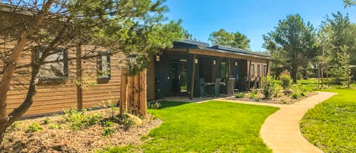 NEU: Tropical Islands - Sunrise Home