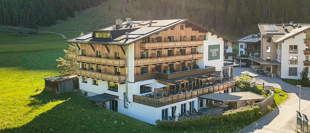 NEU: Tirol - 4*Naturhotel Falknerhof